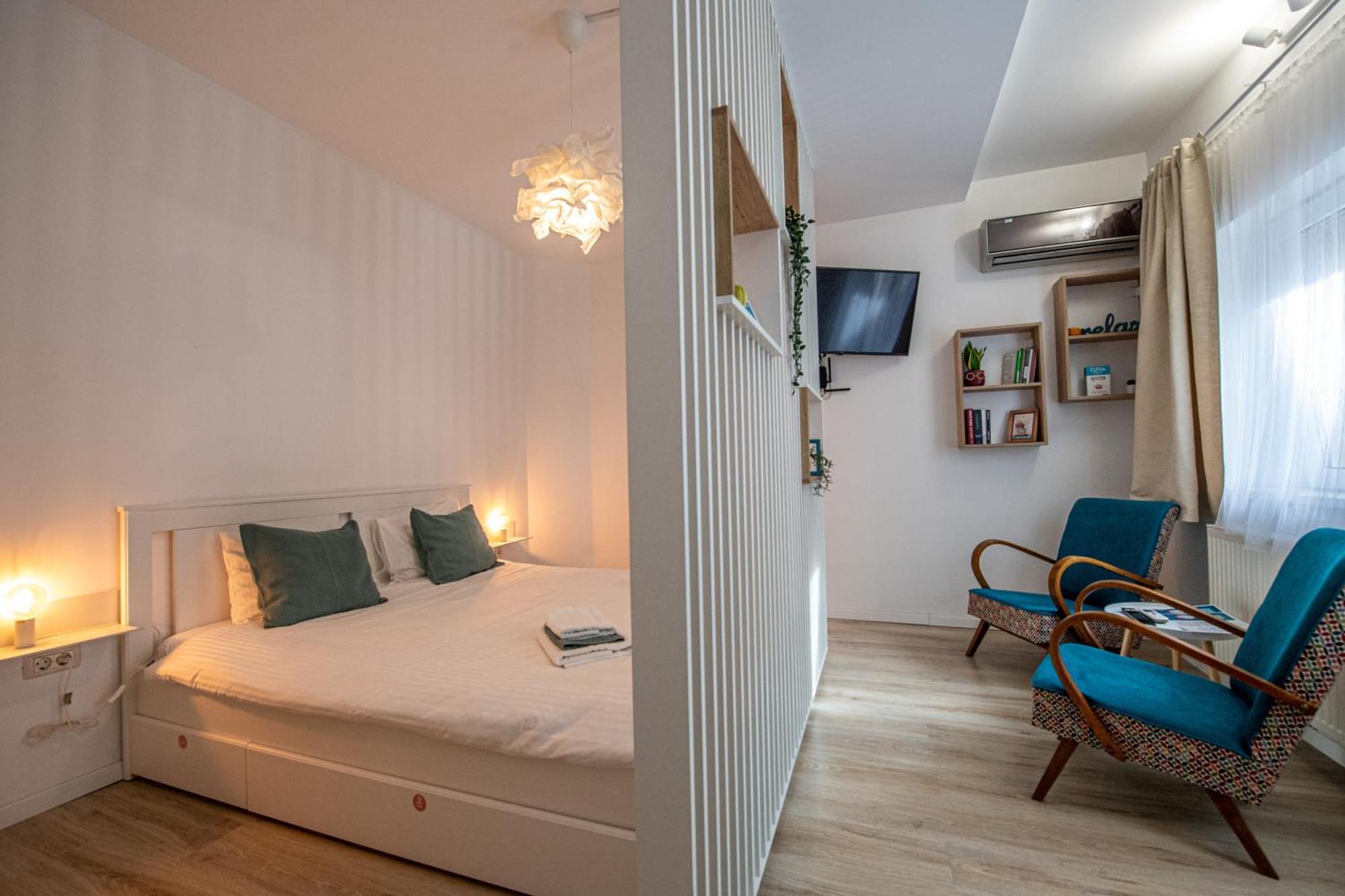Dulcineea Downtown Garden Studio Timisoara Ngoại thất bức ảnh