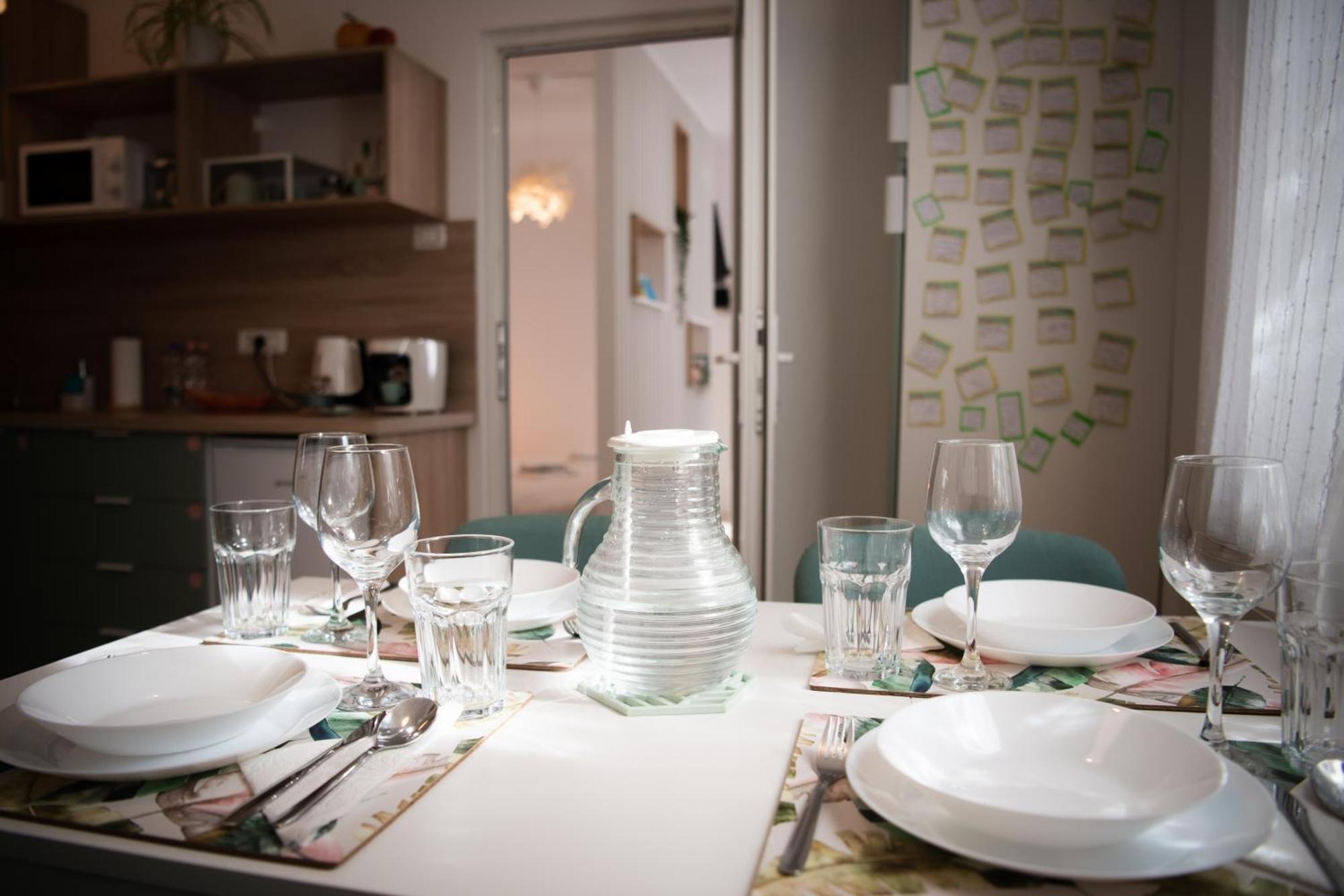 Dulcineea Downtown Garden Studio Timisoara Ngoại thất bức ảnh